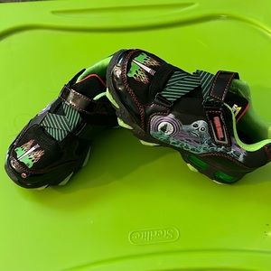 Monster Jam sneakers size 12 1/2 for boys.